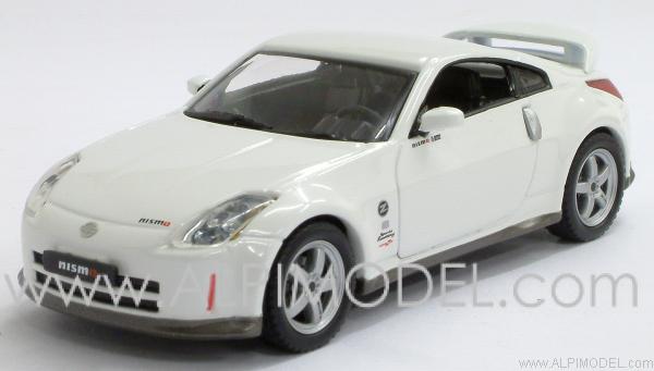 Nissan 350z White. Nissan 350Z NISMO (White)