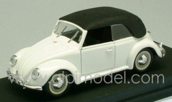 093GREEN Volkswagen Beetle cabriolet closed 1950